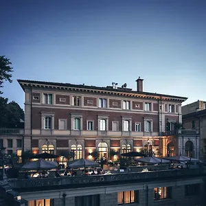4* Szálloda I Portici
