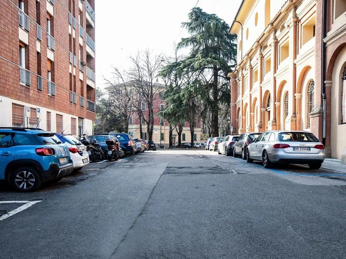 Ur-Nest Dolfi Apartment Bologna