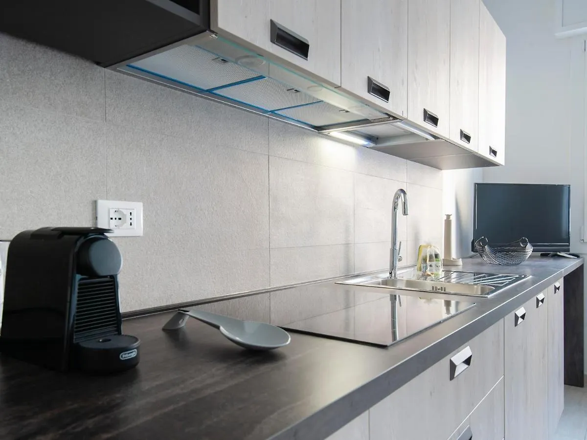 Ur-Nest Dolfi Apartment Bologna 0*,