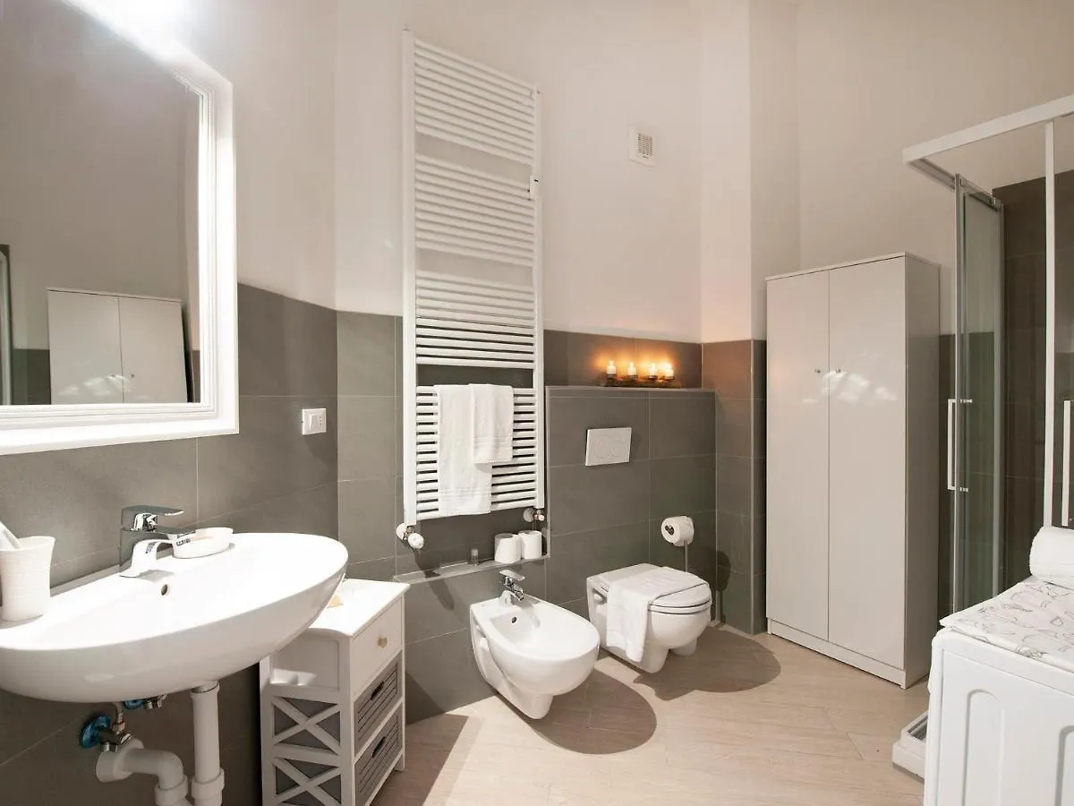 Ur-Nest Dolfi Apartment Bologna